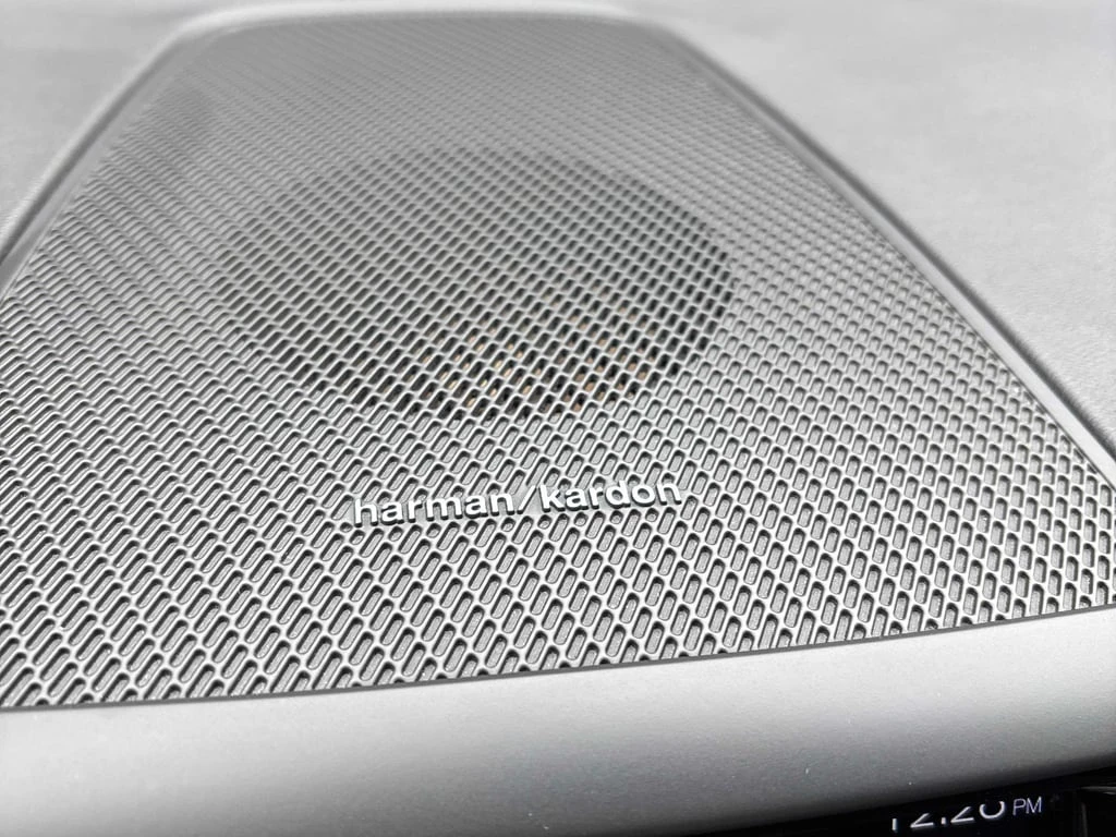 Volvo XC60 R Design  CARFAX - изображение 10