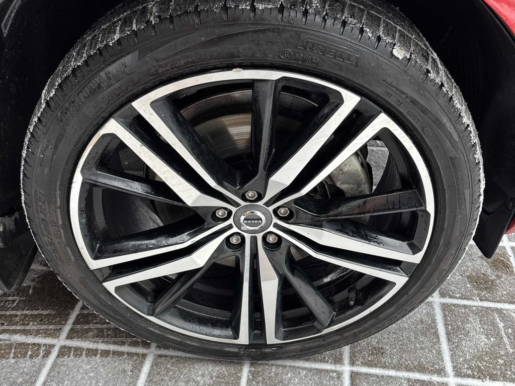 Volvo XC60 R Design  CARFAX - изображение 7