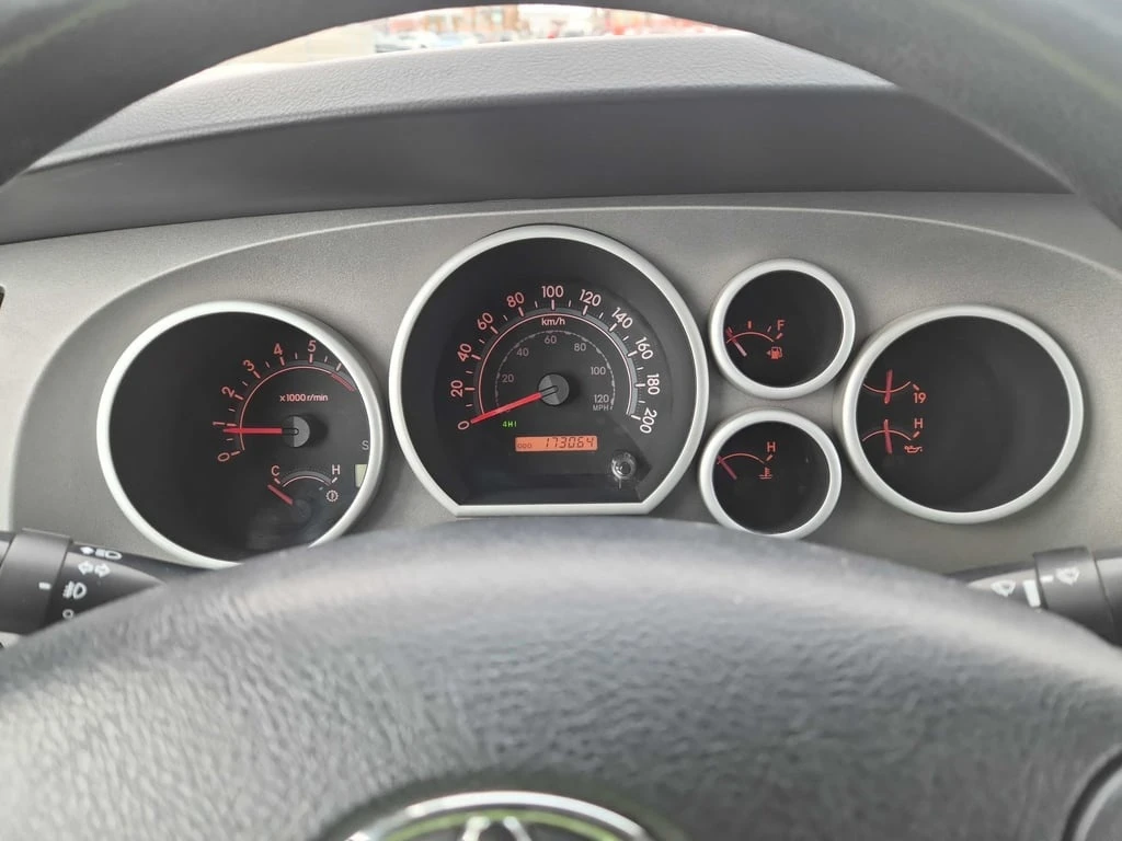 Toyota Tundra * SR5 * CARFAX * БЕЗ ПЪРВОНАЧАЛНА ВНОСКА - изображение 8