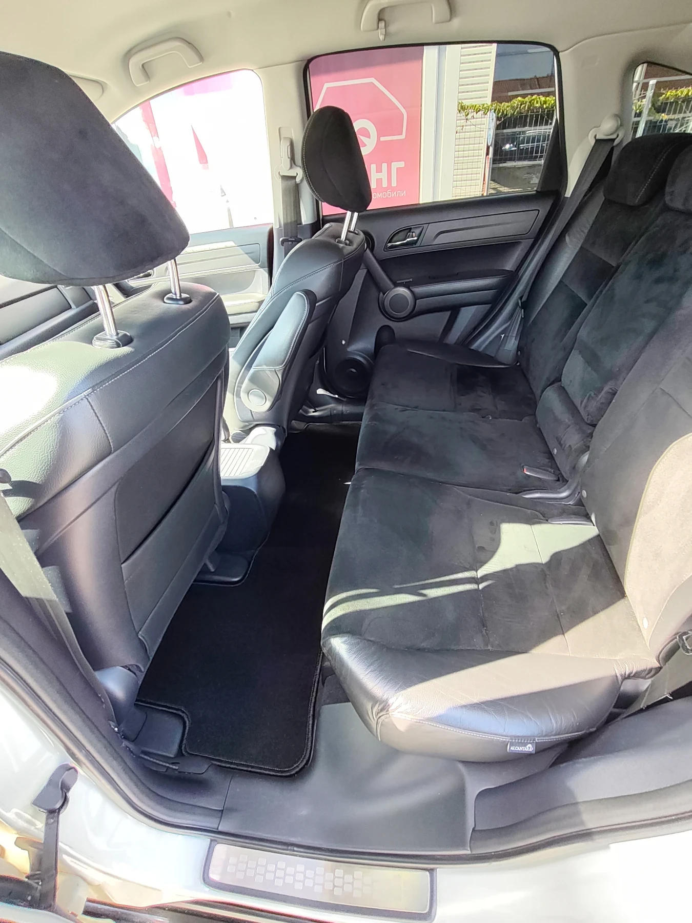 Honda Cr-v 2, 4 S Facelift 4x4, снимка 12 - Автомобили и джипове - 56011032