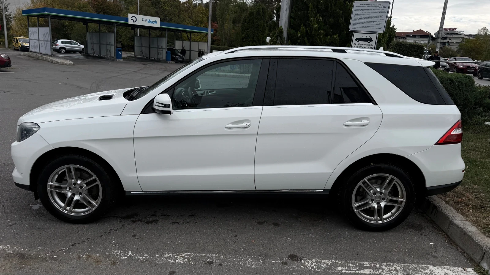 Mercedes-Benz ML 350 BlueTEC, снимка 3 - Автомобили и джипове - 56528745