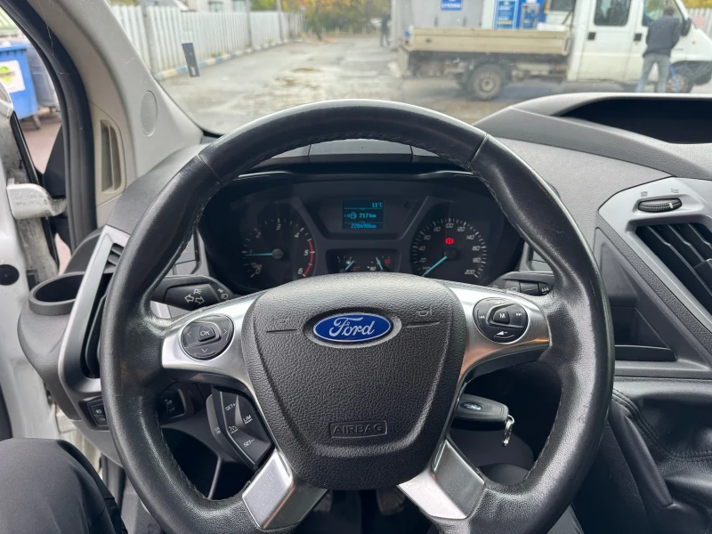 Ford Transit Custom 2.2 , снимка 11 - Бусове и автобуси - 52221333