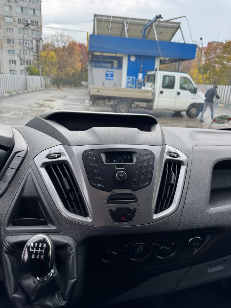 Ford Transit Custom 2.2 , снимка 12 - Бусове и автобуси - 52221333