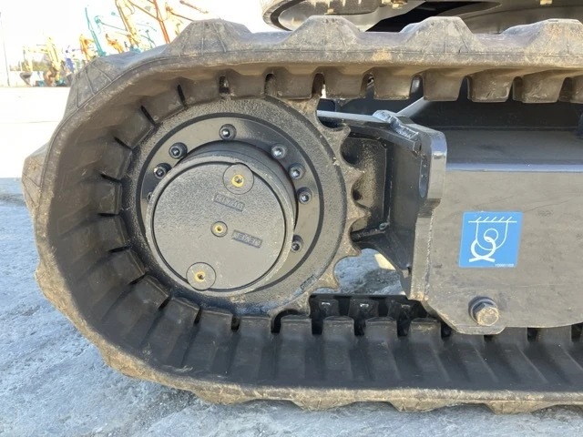 Багер Hitachi ZX20U-5A / ЧИСТО НОВ !!! НА 66 ЧАСА !!, снимка 12 - Индустриална техника - 53243819