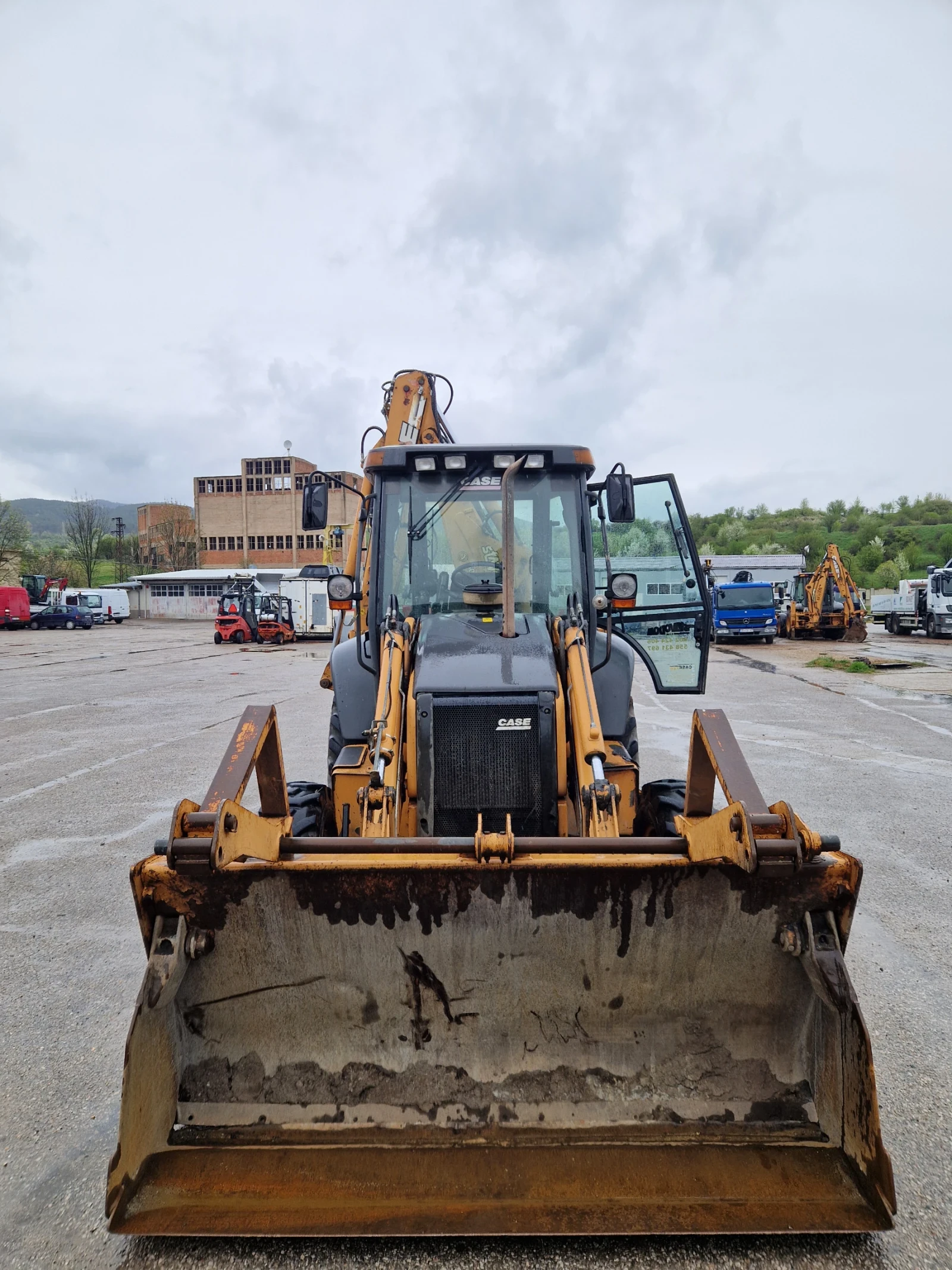 Багер Case SR 2008, снимка 3 - Индустриална техника - 54268658