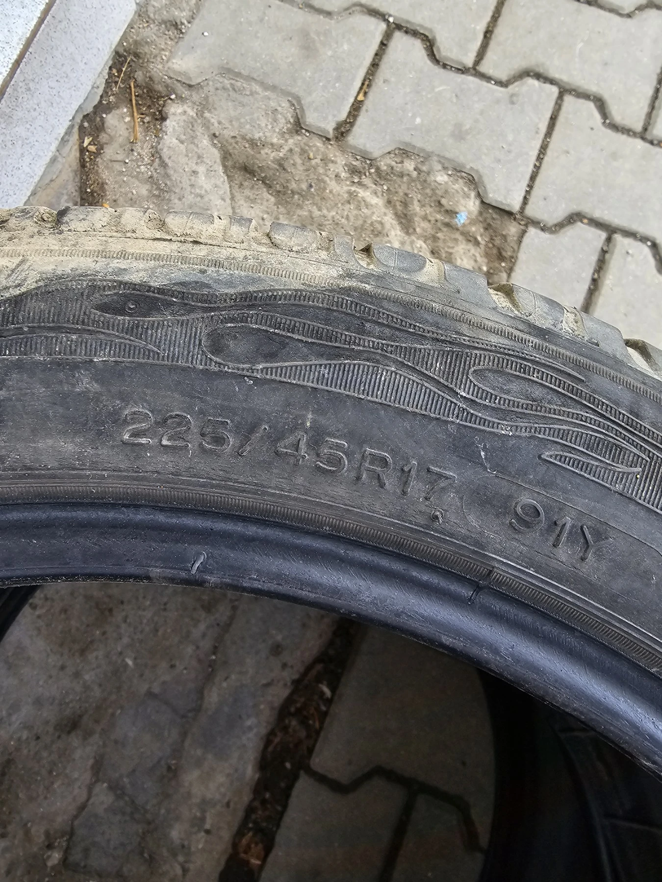 ���� 225/45R17 | Mobile.bg � ����������� 4