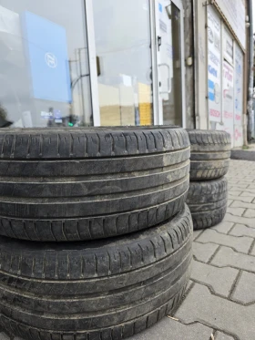 Гуми Летни 225/45R17, снимка 2 - Гуми и джанти - 47987745