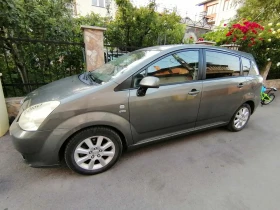 Toyota Corolla verso, снимка 1