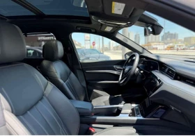 Audi E-Tron * Technik * PANO * 360 * ОБДУХВАНЕ * ПАМЕТ, снимка 8