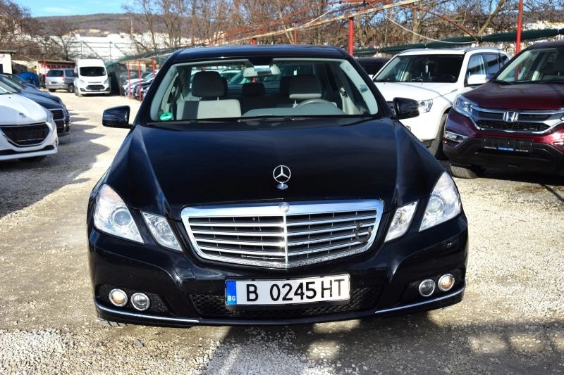 Mercedes-Benz E 220 ELEGANCE, снимка 2 - Автомобили и джипове - 46422428