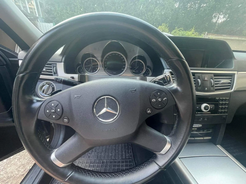 Mercedes-Benz E 350 4Matic (4x4), снимка 7 - Автомобили и джипове - 47173851