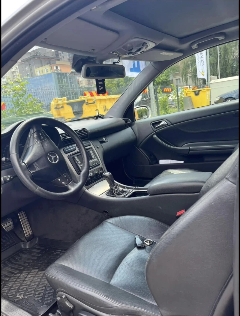 Mercedes-Benz C 220, снимка 7 - Автомобили и джипове - 48434635