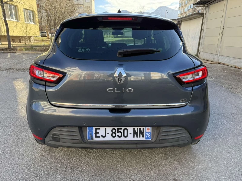 Renault Clio 1.5dCI 90к.с. LED, снимка 7 - Автомобили и джипове - 48635246