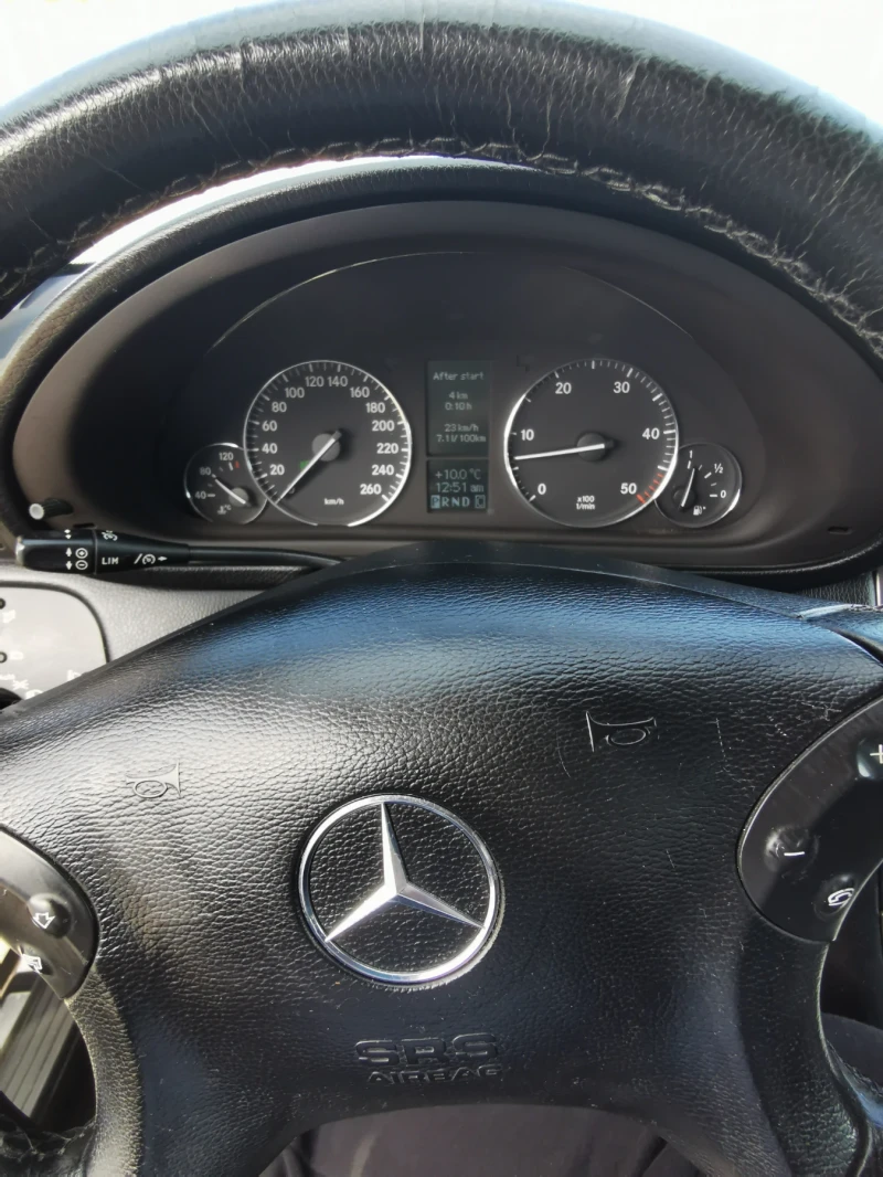 Mercedes-Benz C 270, снимка 6 - Автомобили и джипове - 49129233