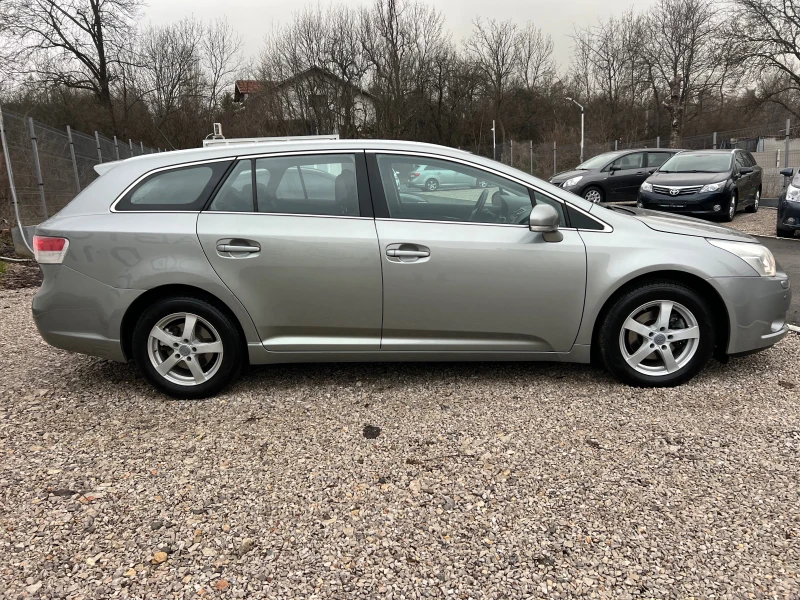 Toyota Avensis 1.8-FULL, снимка 7 - Автомобили и джипове - 49333636