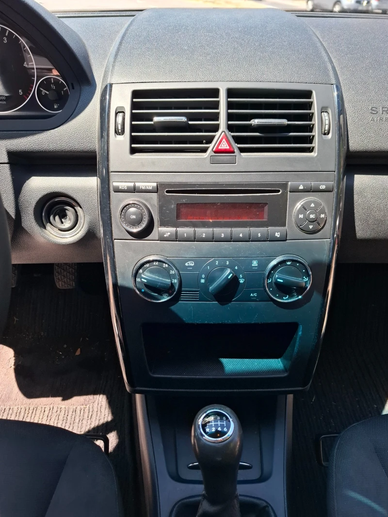 Mercedes-Benz A 180, снимка 10 - Автомобили и джипове - 52645331