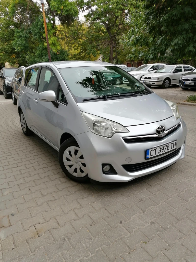 Toyota Verso S 1.3 VVTI, снимка 2 - Автомобили и джипове - 52367894