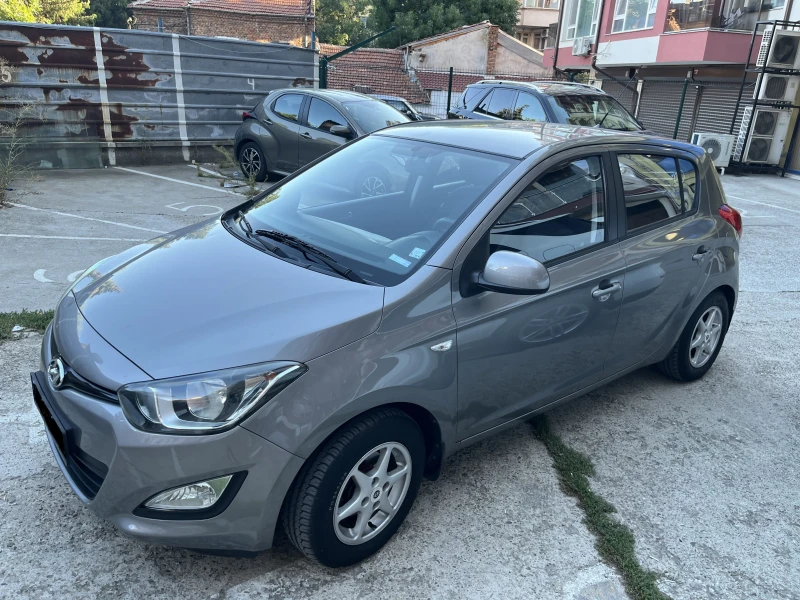 Hyundai I20, снимка 3 - Автомобили и джипове - 52104520