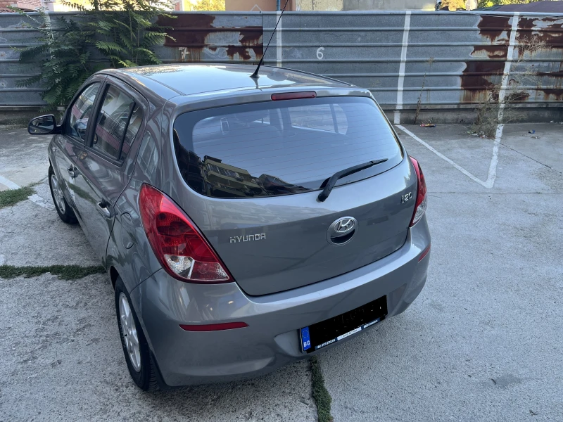Hyundai I20, снимка 5 - Автомобили и джипове - 52104520