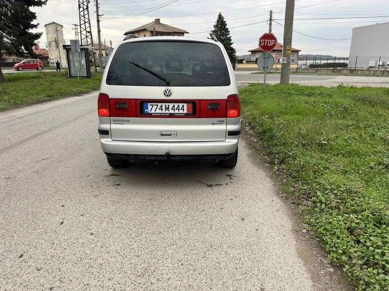 VW Sharan, снимка 9 - Автомобили и джипове - 52664430