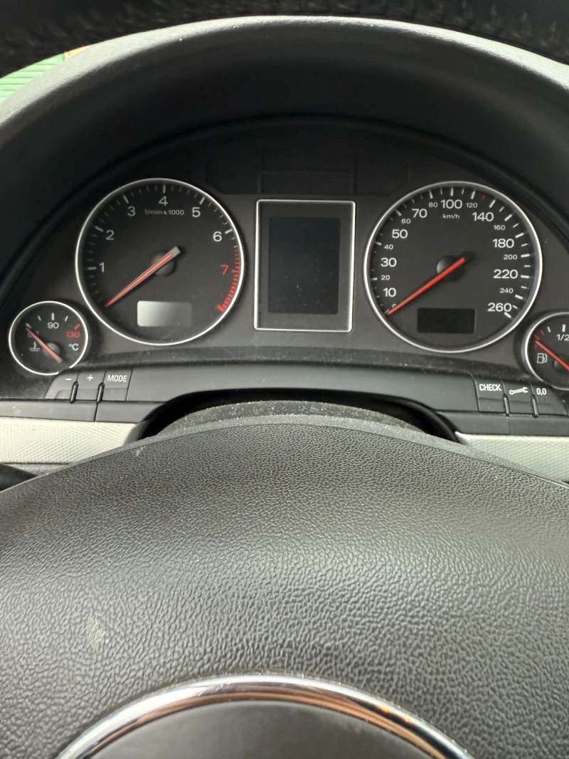 Audi A4, снимка 5 - Автомобили и джипове - 53053447