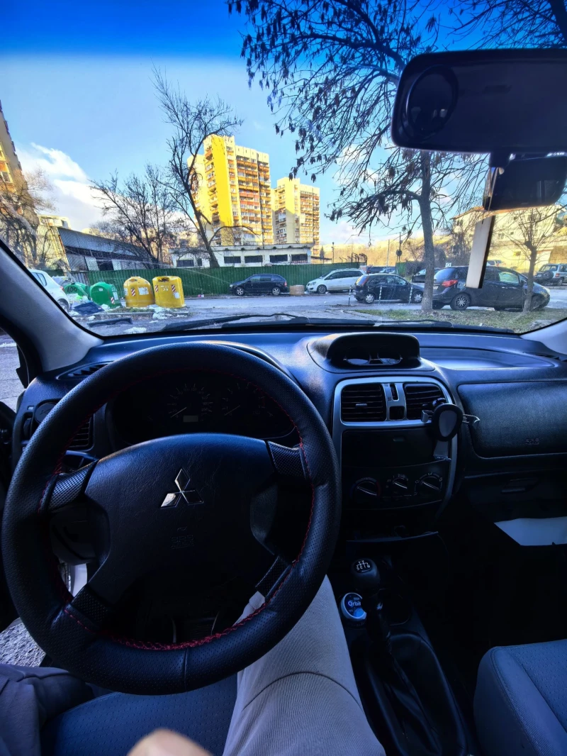 Mitsubishi Space star 1.3i, снимка 9 - Автомобили и джипове - 53445786