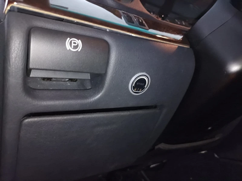 BMW 740, снимка 8 - Автомобили и джипове - 53399989