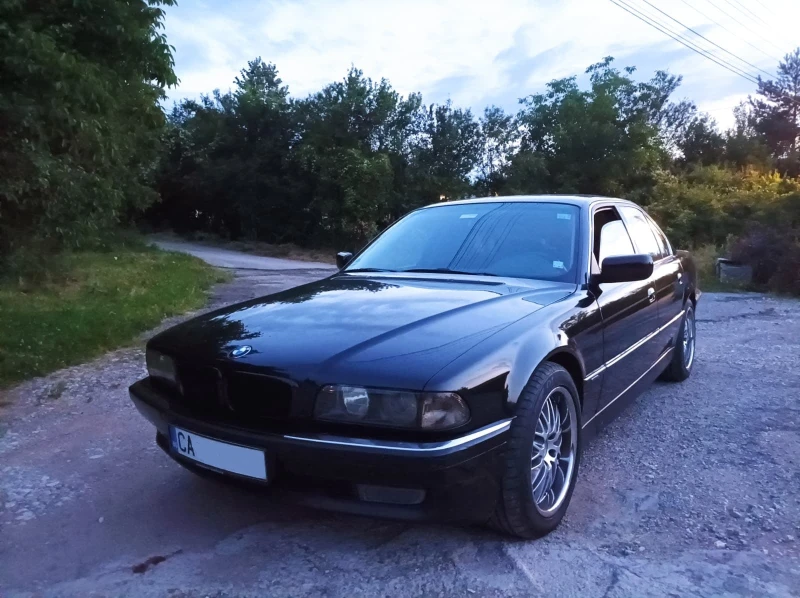 BMW 740, снимка 11 - Автомобили и джипове - 53399989