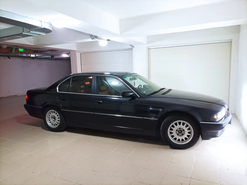 BMW 740, снимка 2 - Автомобили и джипове - 53399989