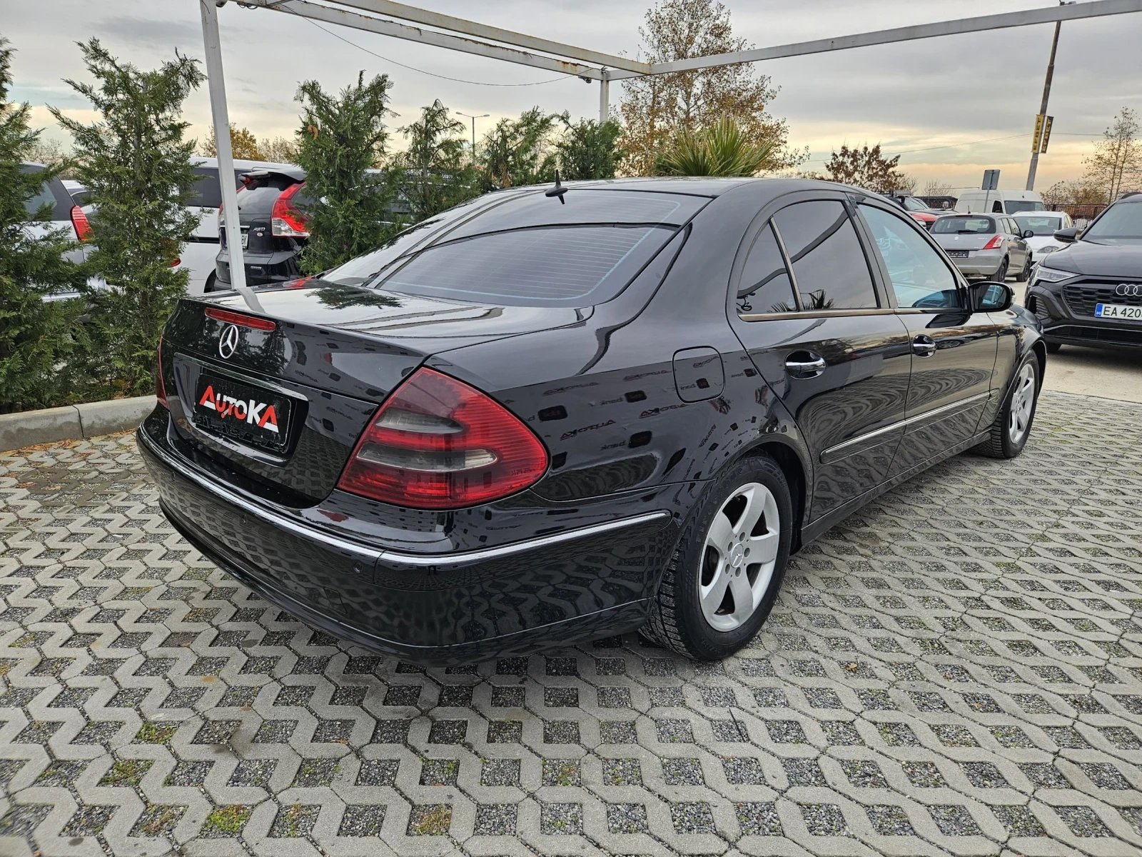 Mercedes-Benz E 270 2.7CDI-177кс= АВТОМАТ= КСЕНОН= АВТОПИЛОТ= ПОДГРЕВ - изображение 3