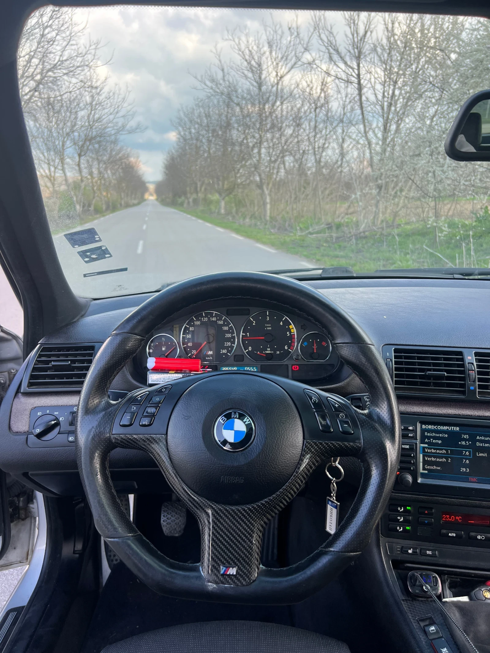 BMW 330 3000 - изображение 10