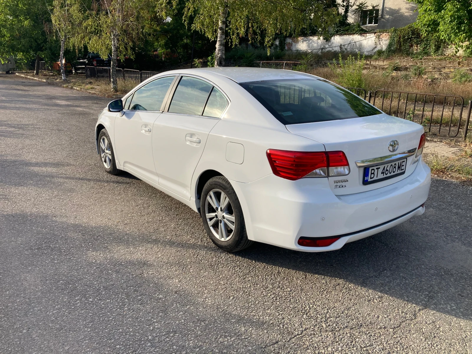 Toyota Avensis  - изображение 4