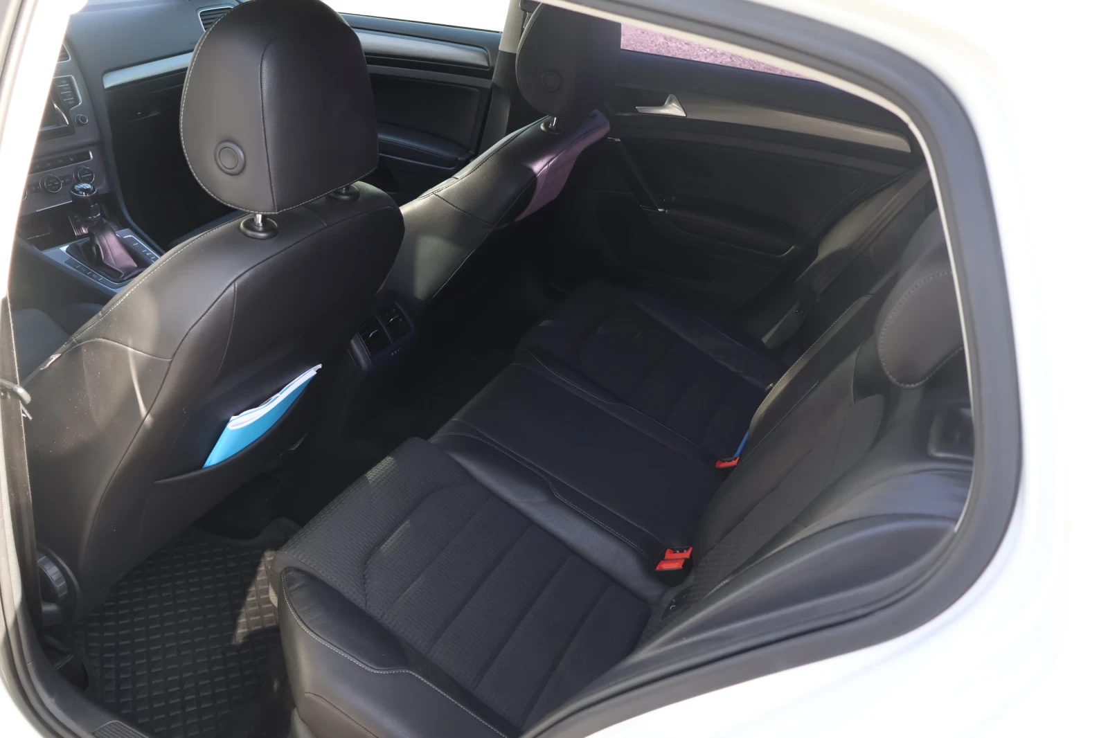 VW Golf 7 1.6TDI 4Motion Печка Асс круиз Масаж - изображение 9