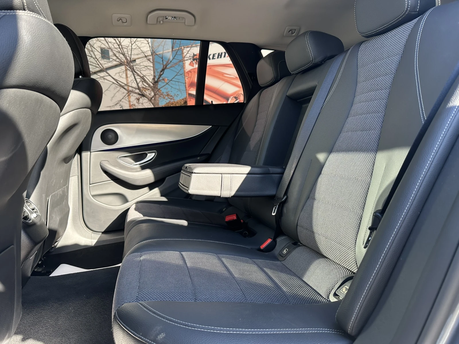 Mercedes-Benz E 220 2.0d 194 к.с.  - изображение 9