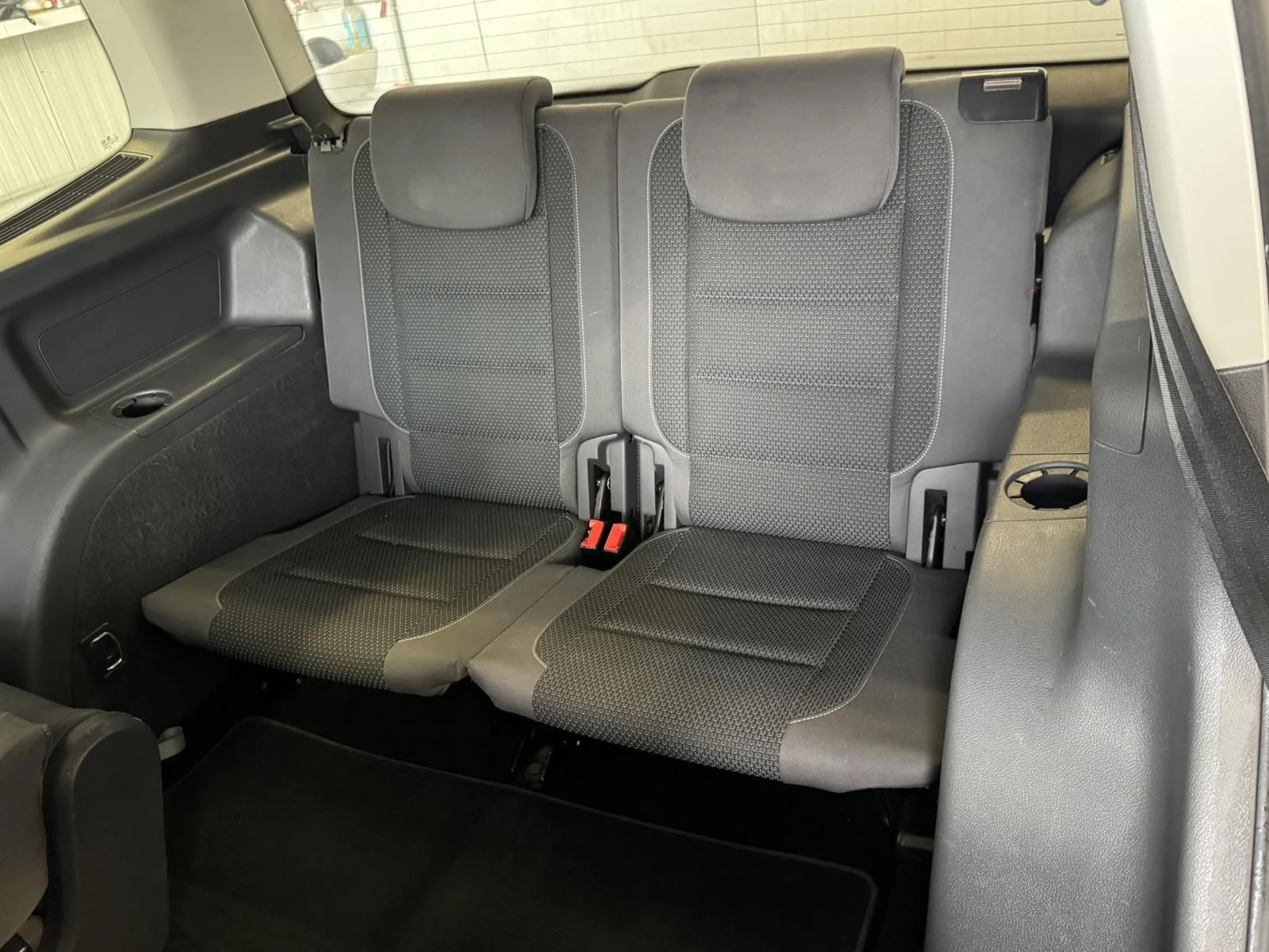 VW Touran 1.6 TDI 7- | Mobile.bg   14