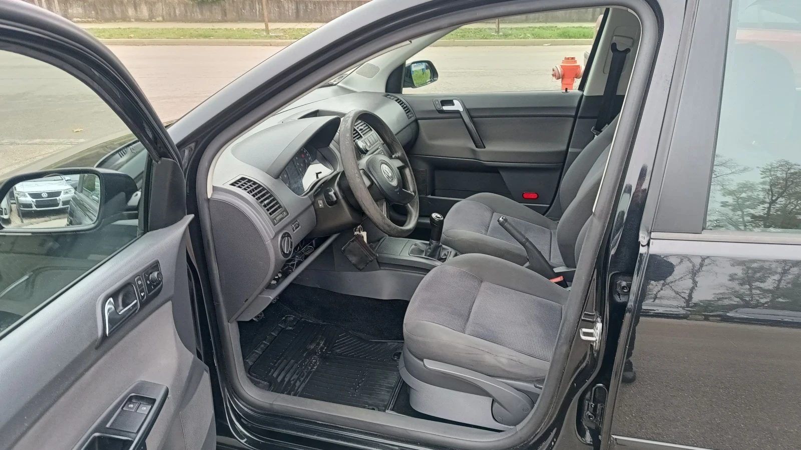 VW Polo 1.2i  55. 2006 | Mobile.bg   9