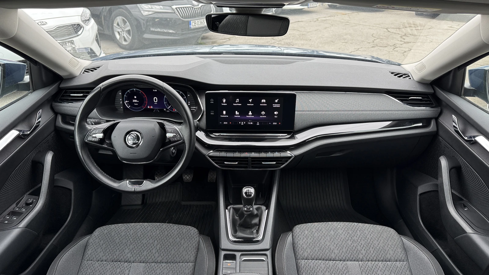 Skoda Octavia 2.0 TDI, снимка 7 - Автомобили и джипове - 54031591