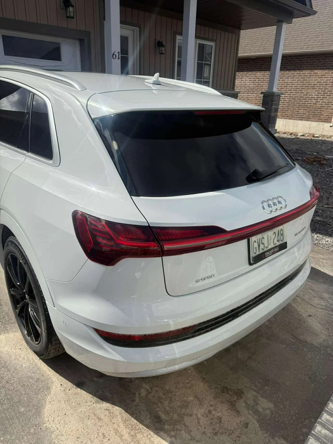 Audi E-Tron * Technik * PANO * 360 * ОБДУХВАНЕ * ПАМЕТ, снимка 9 - Автомобили и джипове - 54117096