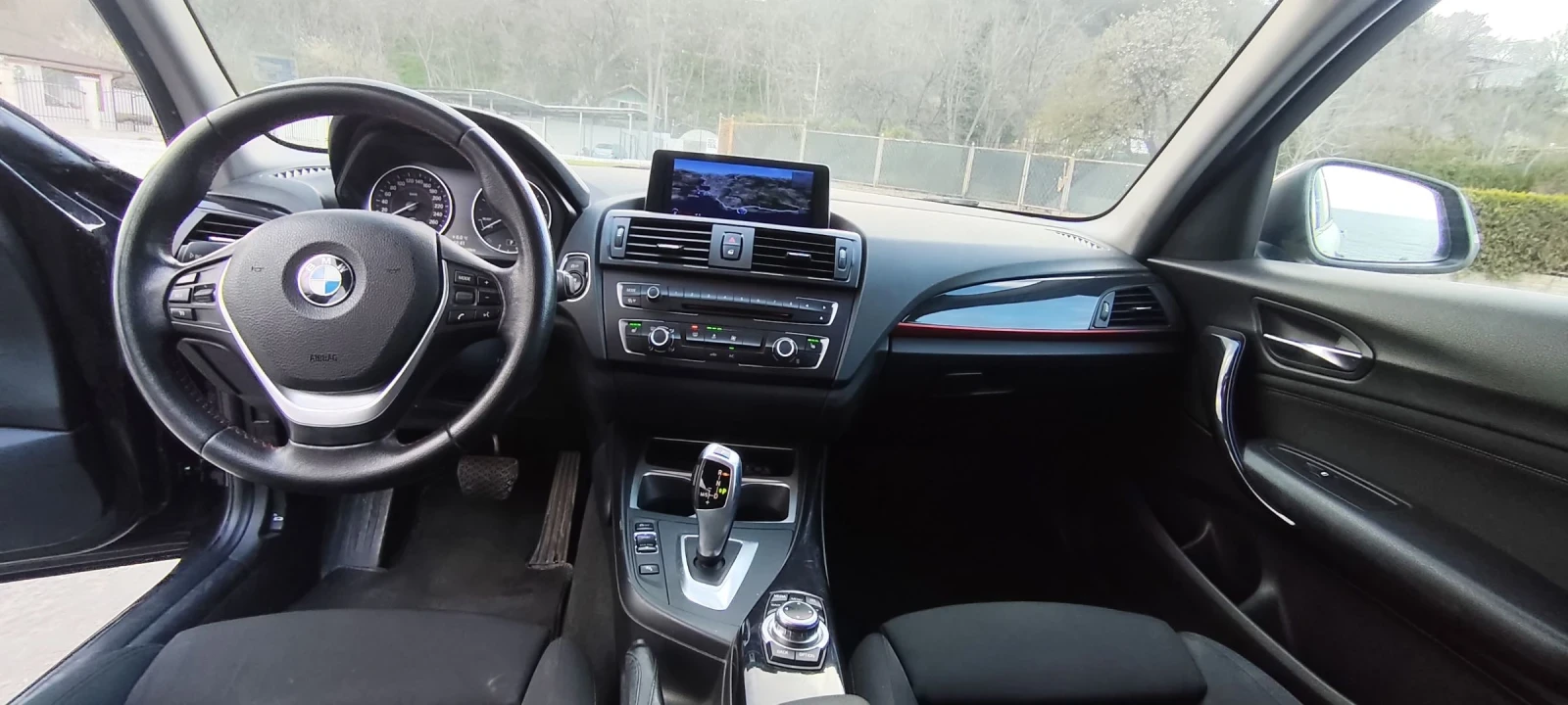 BMW 118 D Напълно обслужен , снимка 5 - Автомобили и джипове - 54159676