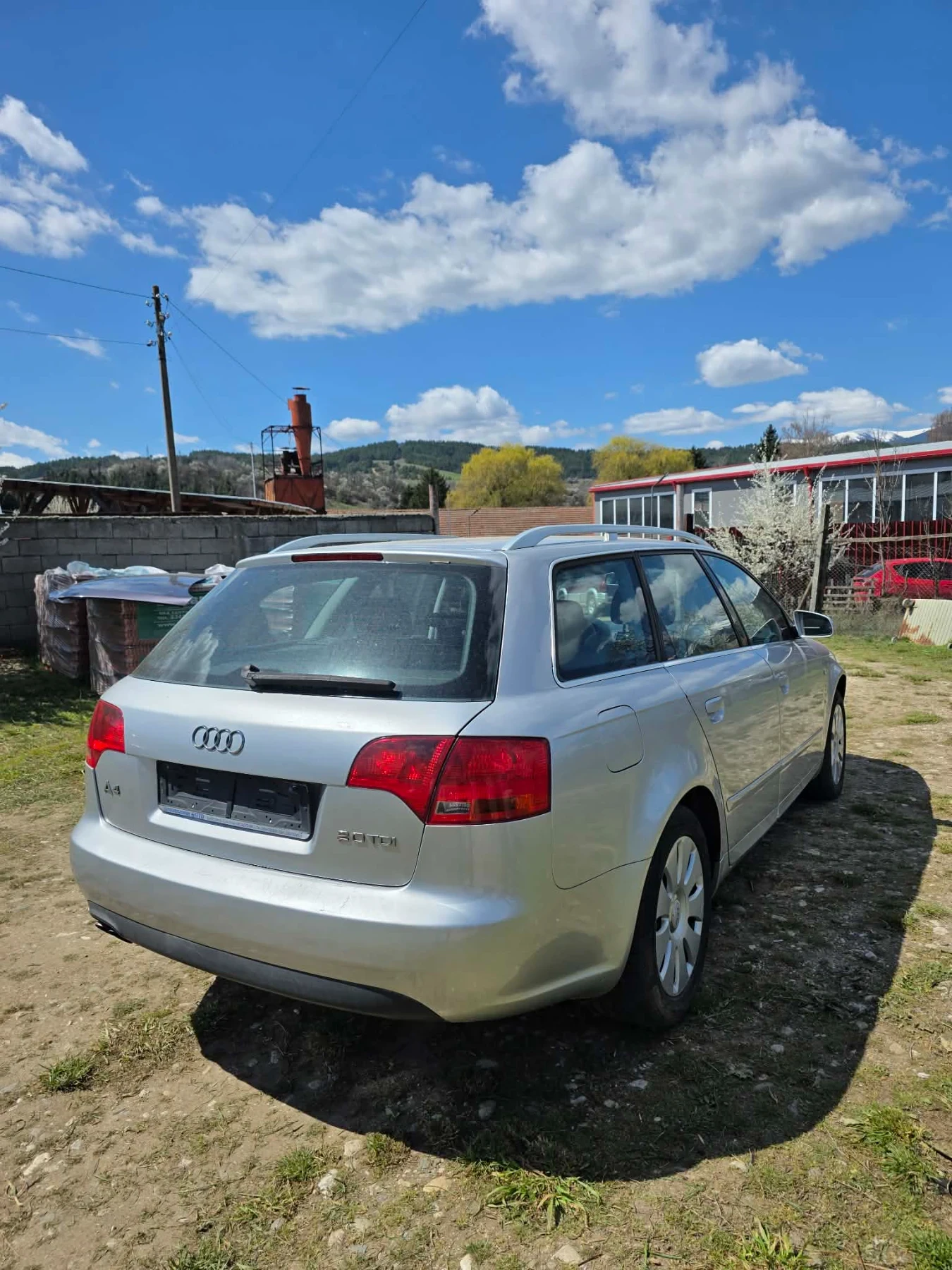 Audi A4 2.0, снимка 5 - Автомобили и джипове - 54568647
