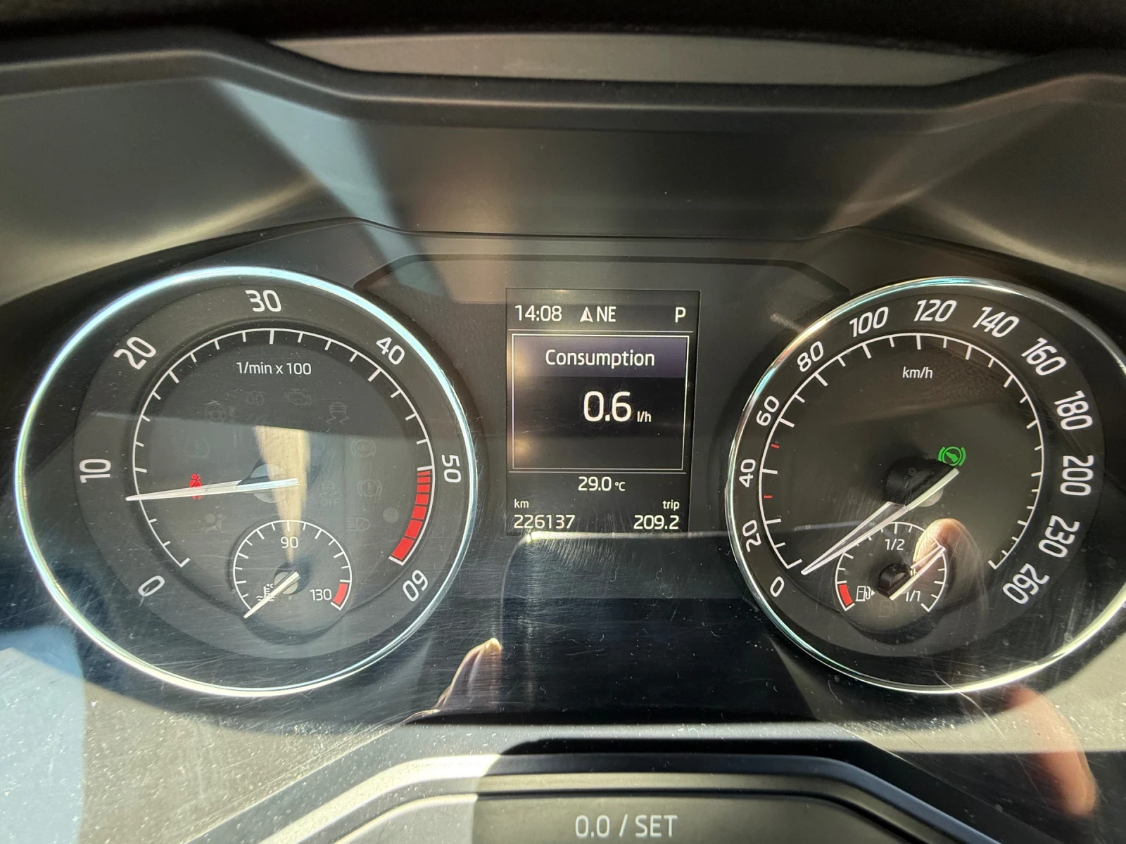 Skoda Superb 2.0 TDI DSG 150 �.� | Mobile.bg � ����������� 2
