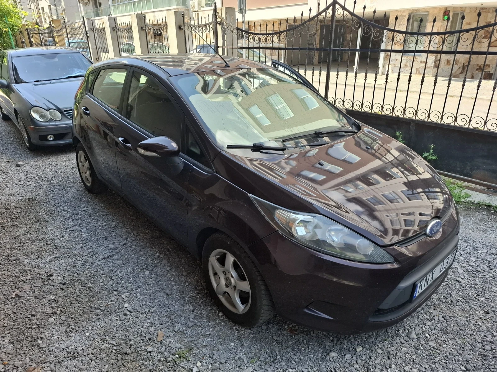 Ford Fiesta 1.6 TDCi, снимка 2 - Автомобили и джипове - 54942731