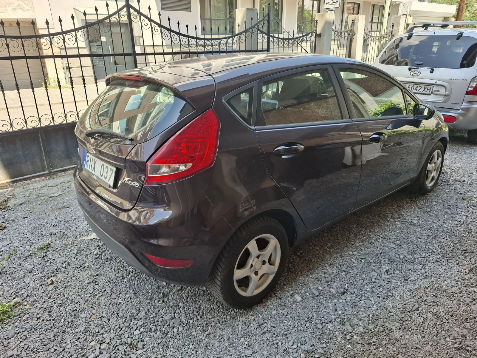 Ford Fiesta 1.6 TDCi, снимка 4 - Автомобили и джипове - 54942731