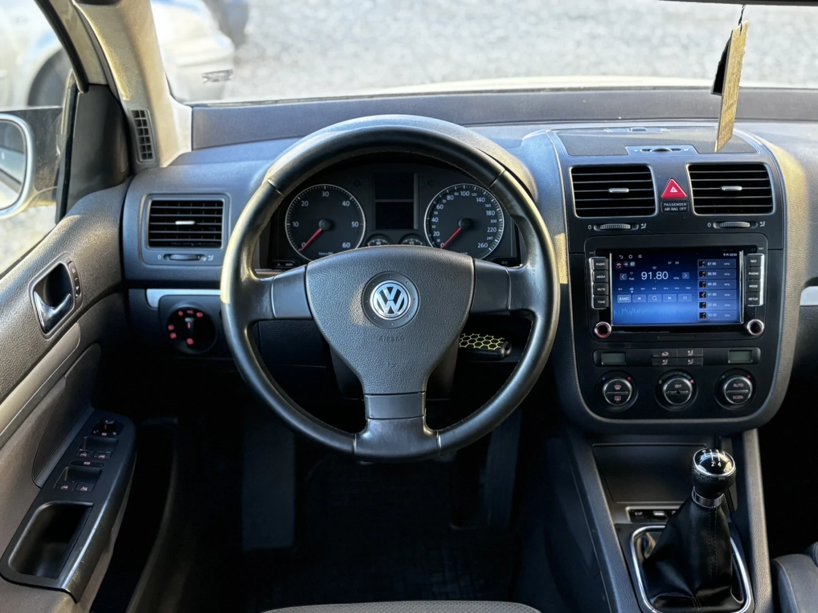VW Golf 1.9, снимка 9 - Автомобили и джипове - 54955579