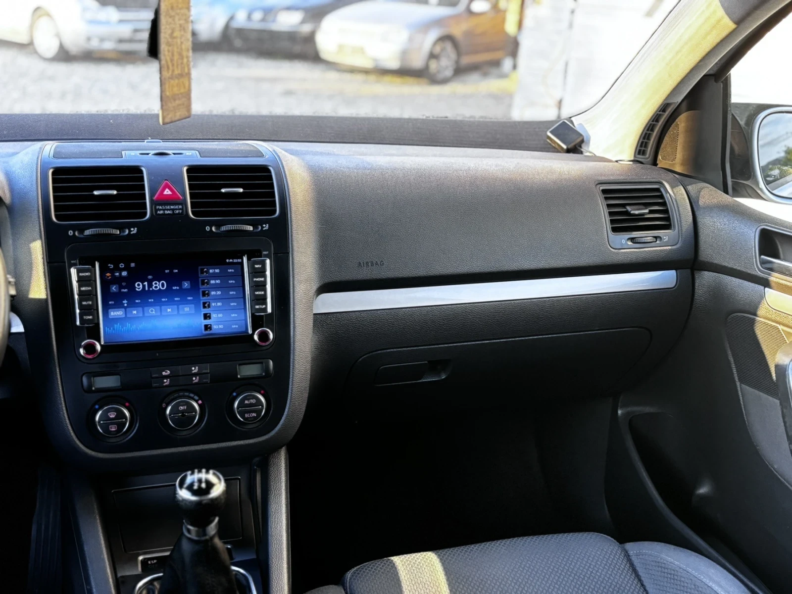 VW Golf 1.9, снимка 10 - Автомобили и джипове - 54955579