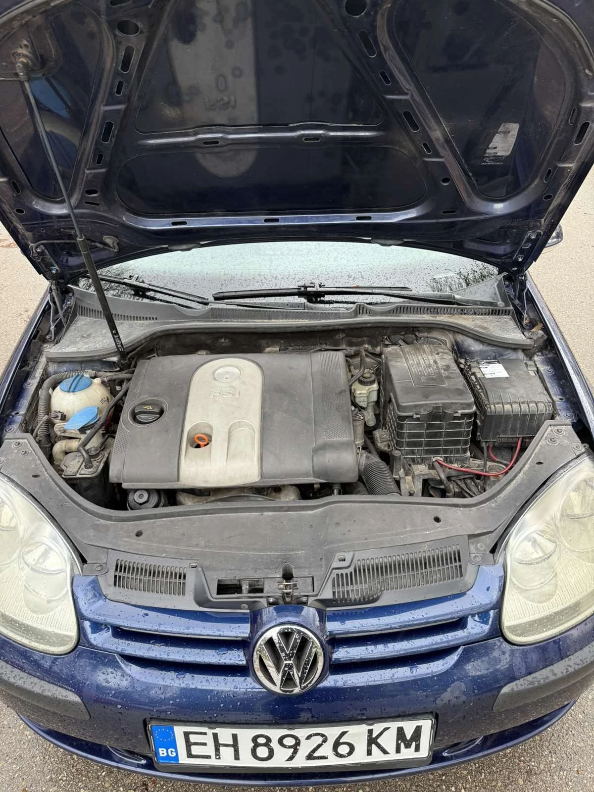 VW Golf 1.6 fsi, снимка 10 - Автомобили и джипове - 55340372