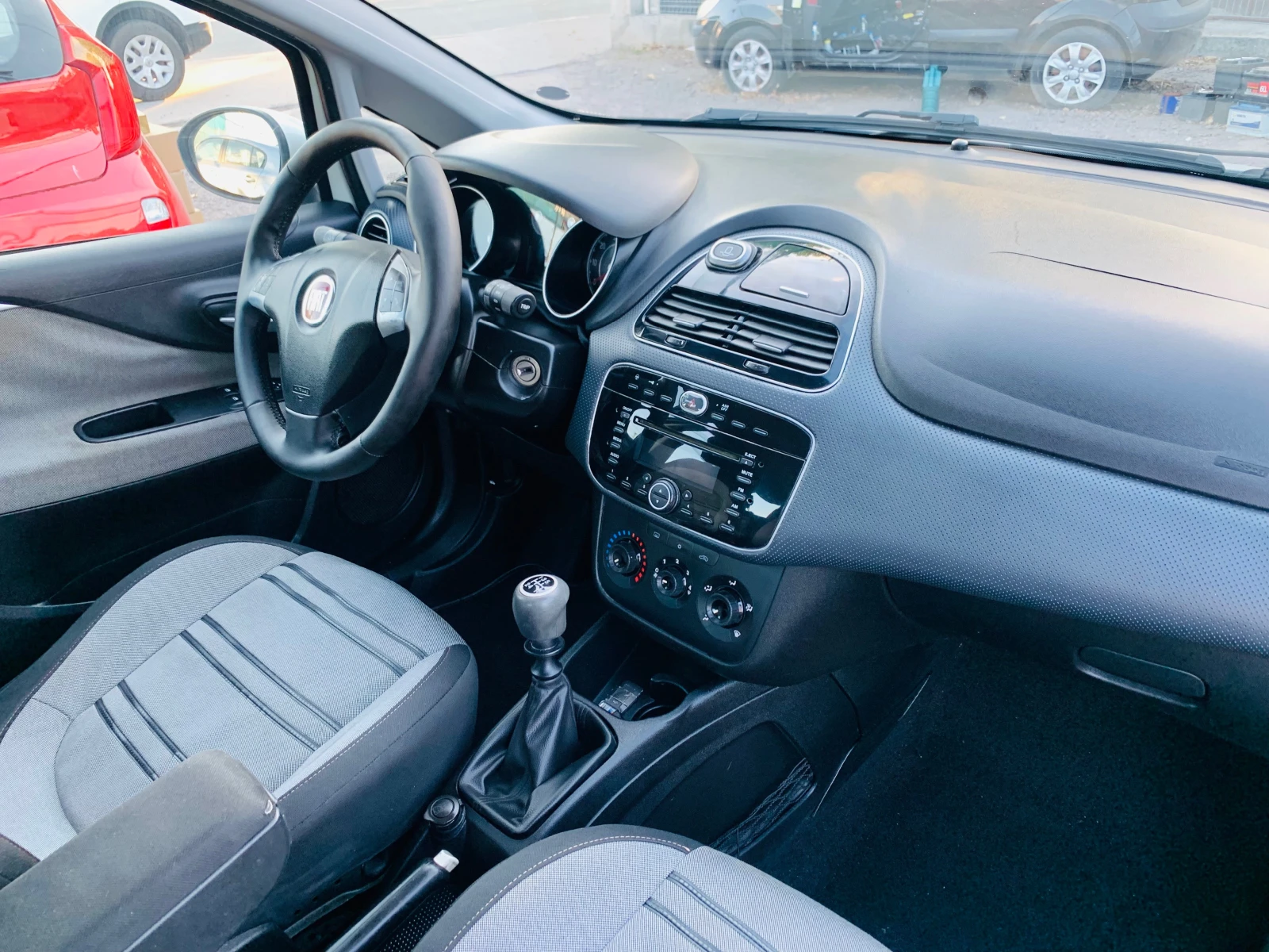 Fiat Punto 1.4i ГАЗ, снимка 13 - Автомобили и джипове - 55620116