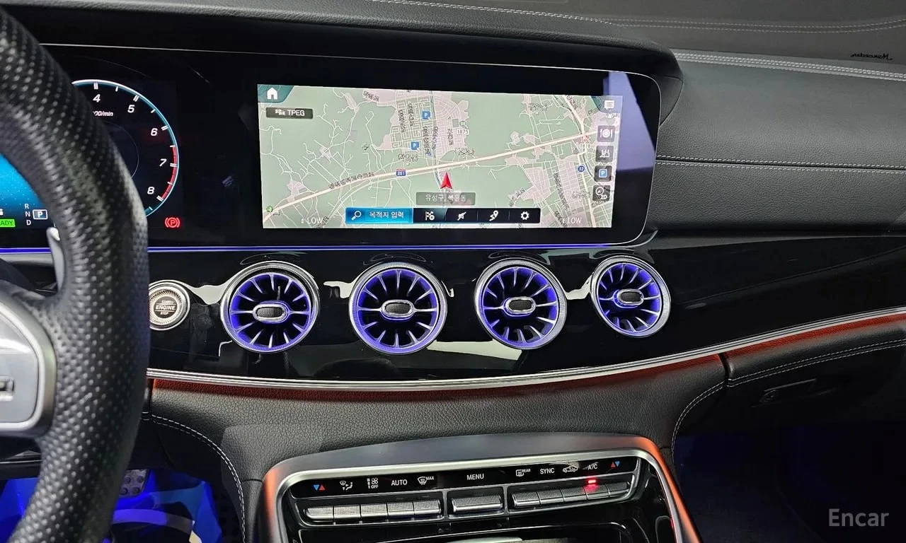 Mercedes-Benz AMG GT 43 AMG 4MATIC+ * ФИКСИРАНА ЦЕНА ДО БЪЛГАРИЯ* , снимка 15 - Автомобили и джипове - 56025057