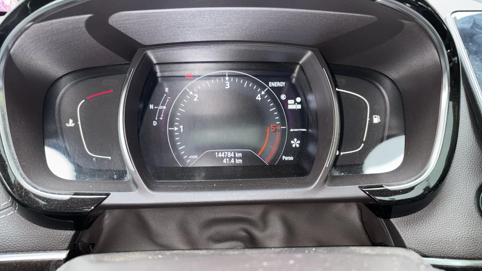 Renault Espace 1.6 dCi Initiale Paris EDC 7 ����� | Mobile.bg � ����������� 10