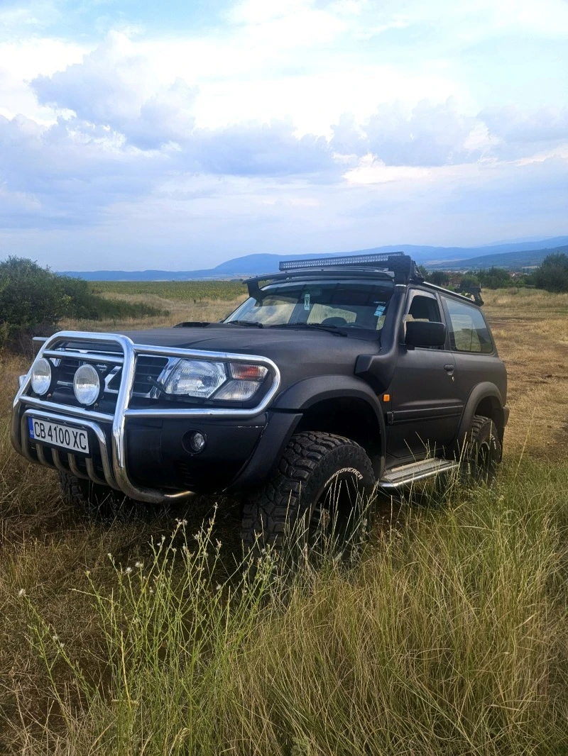 Nissan Patrol, снимка 4 - Автомобили и джипове - 47045506